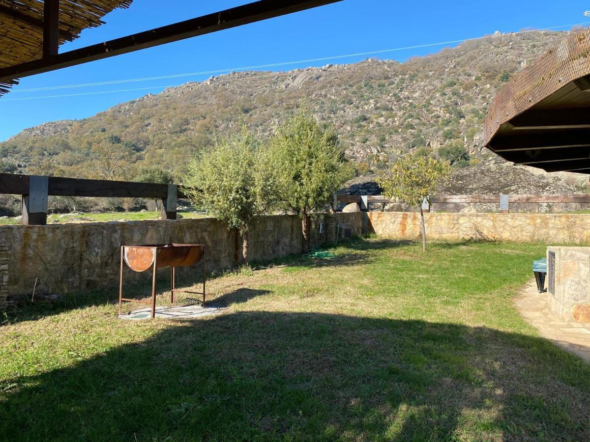 Casa Rural La Dehesa Cilleros エクステリア 写真